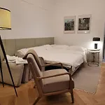 Designer Signature 2 Bdr Cismigiu Park 80sqm Apartment
