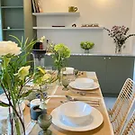 Designer Signature 2 Bdr Cismigiu Park 80sqm Apartment Bucharest