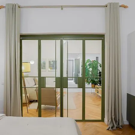 Designer Signature 2 Bdr Cismigiu Park 80sqm *