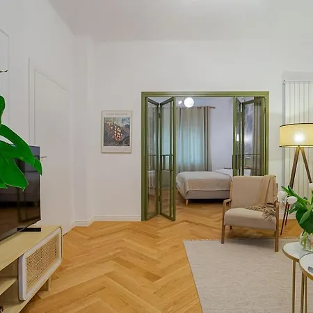 Apartment Designer Signature 2 Bdr Cismigiu Park 80sqm