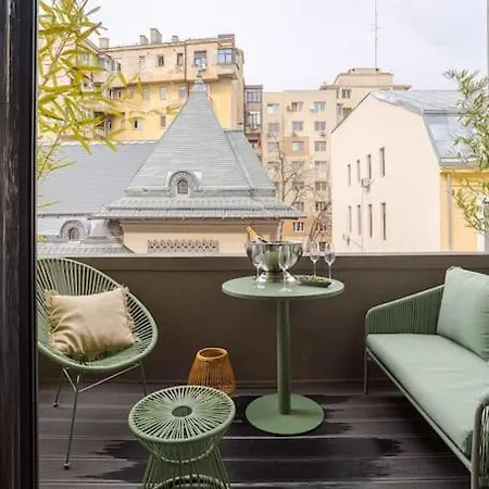 Designer Signature 2 Bdr Cismigiu Park 80sqm * בוקרשט