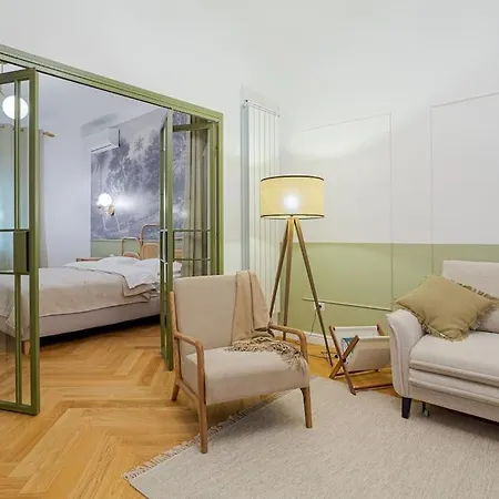 Apartment Designer Signature 2 Bdr Cismigiu Park 80sqm *