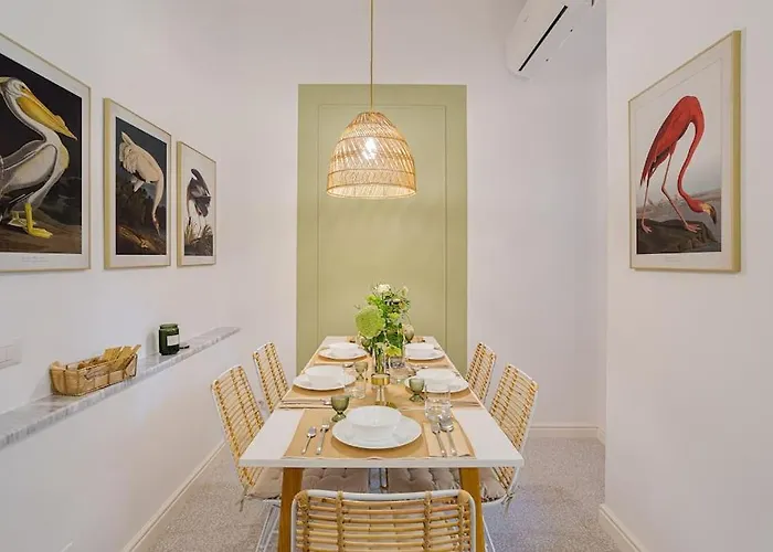 Designer Signature 2 Bdr Cismigiu Park 80sqm アパート ブカレスト