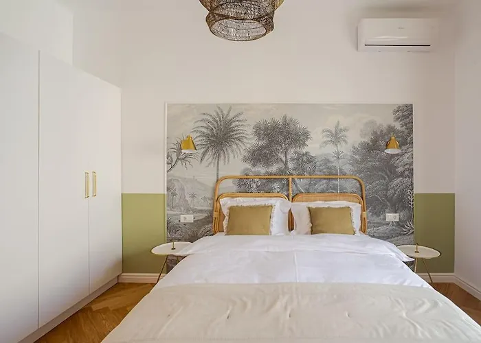 Designer Signature 2 Bdr Cismigiu Park 80sqm Bucareste