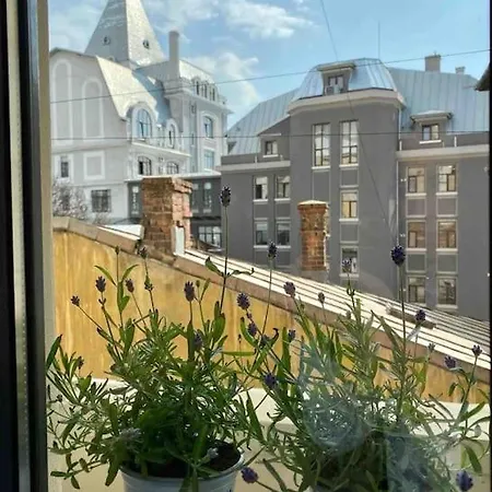 Apartment Designer Signature 2 Bdr Cismigiu Park 80sqm Bucharest