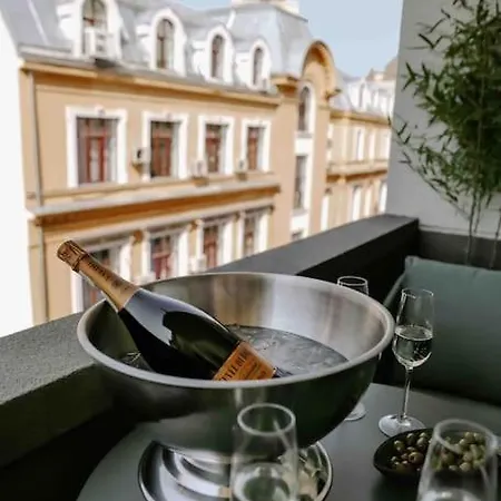 Designer Signature 2 Bdr Cismigiu Park 80sqm